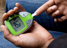 Glucometer to regulate blood glucose levels in diabetes